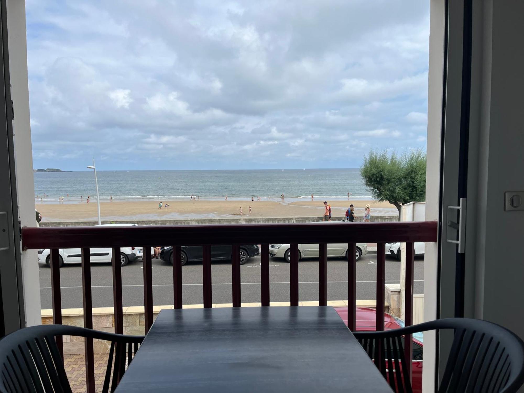 Valencia Hendaye
